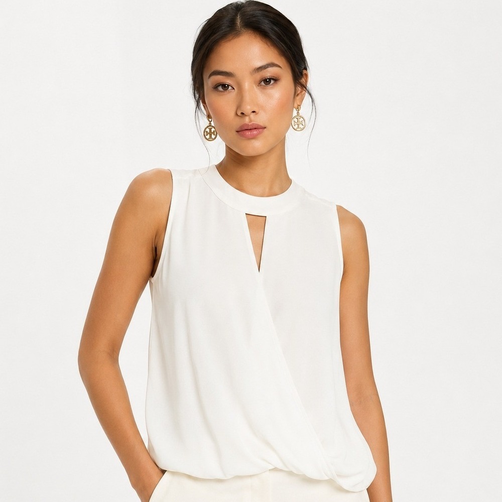 41‎ Hawthorn Clearwater Surplice Blouse White M Sleeveless Tie Back NWT